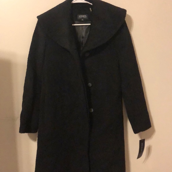 Sold - Picture 2 of 6